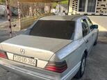 Mercedes 200 D-7