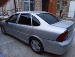 Opel Vectra-4