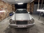 Mercedes E 230-2
