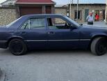 Mercedes 200 D-14