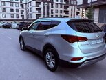 Hyundai Santa Fe-4