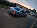 Mercedes E 240-3