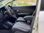 Nissan Tiida-11