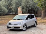 Nissan Tiida-1