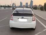 Toyota Prius-3