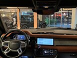 Land Rover Defender-8