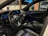 BMW 530e-10