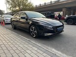 Hyundai Elantra-11