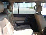Toyota Land Cruiser-12