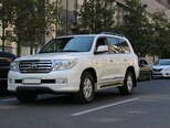 Toyota Land Cruiser-6