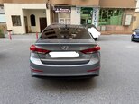 Hyundai Elantra-3