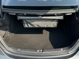 Mercedes E 300 4MATIC-10