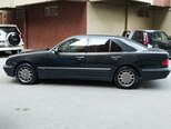 Mercedes E 240-5
