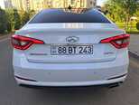 Hyundai Sonata-10