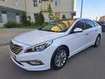 Hyundai Sonata-5