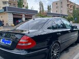 Mercedes E 320-4