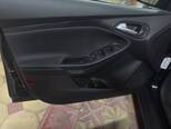 Ford Focus-8
