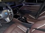 BMW 530e-11