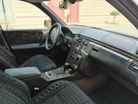 Mercedes E 240-4