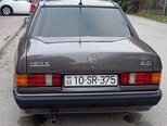 Mercedes 190-2