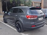 Kia Sorento-12