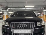 Audi S8-1
