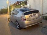 Toyota Prius-8