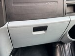 Ford Transit-23