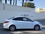 Hyundai Accent-5
