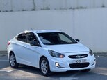 Hyundai Accent-2