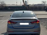 Hyundai Elantra-3