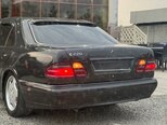 Mercedes E 200-4