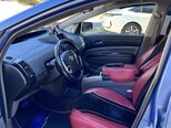 Toyota Prius-12