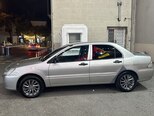 Mitsubishi Lancer-4