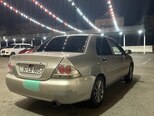Mitsubishi Lancer-6