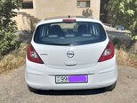 Opel Corsa-2