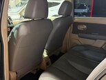 Nissan Tiida-16
