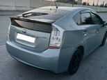 Toyota Prius-2