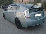 Toyota Prius-3