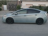 Toyota Prius-4