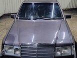 Mercedes 220 E-1