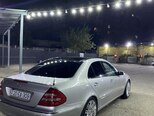 Mercedes E 240-4