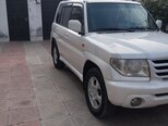 Mitsubishi Pajero io-11