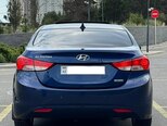 Hyundai Elantra-2