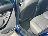 Hyundai Elantra-13