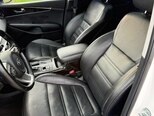 Kia Sorento-8