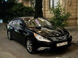 Hyundai Sonata-15