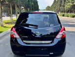 Nissan Tiida-5