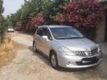 Nissan Tiida-4