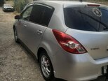 Nissan Tiida-9